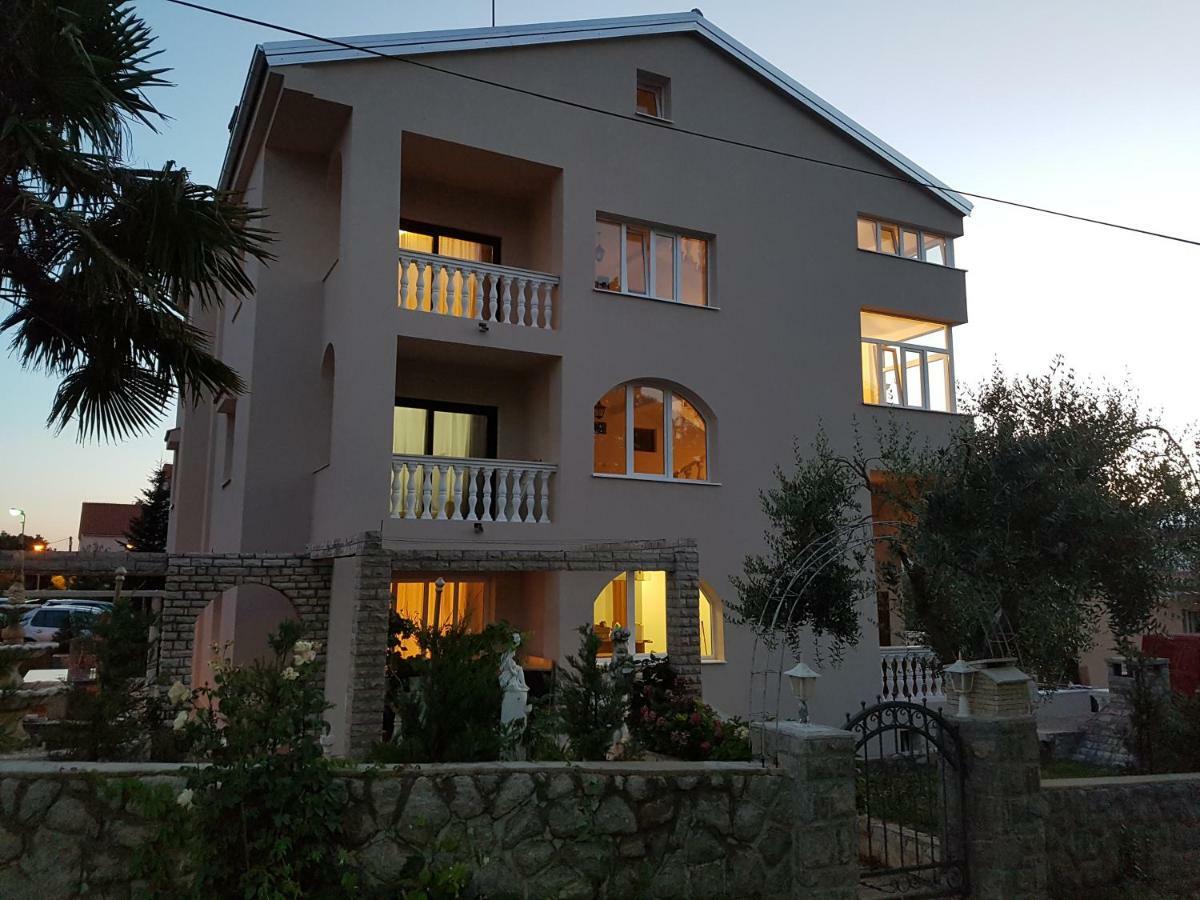 Villa Rea Malinska Exterior photo